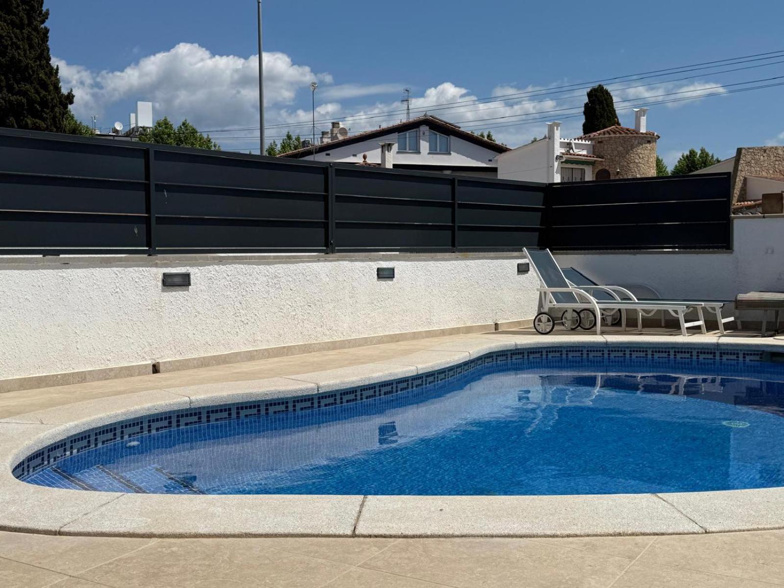 Vila Raquel Koky Empuriabrava Exteriér fotografie