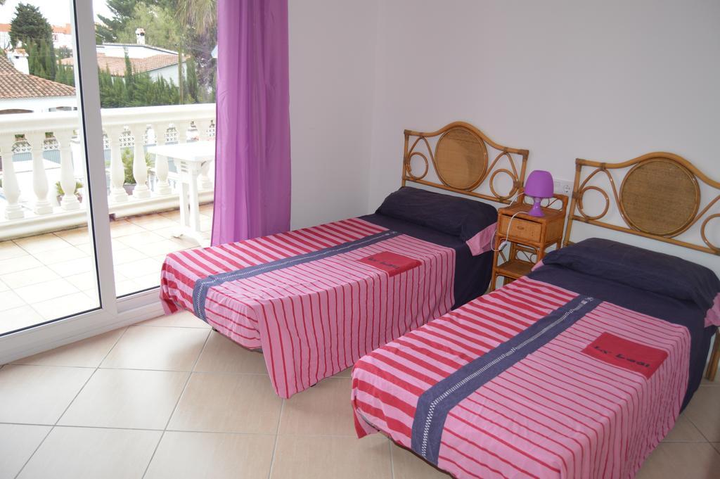 Vila Raquel Koky Empuriabrava Exteriér fotografie